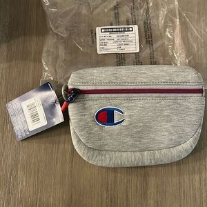 NWT Champion The Attribute Waistbag